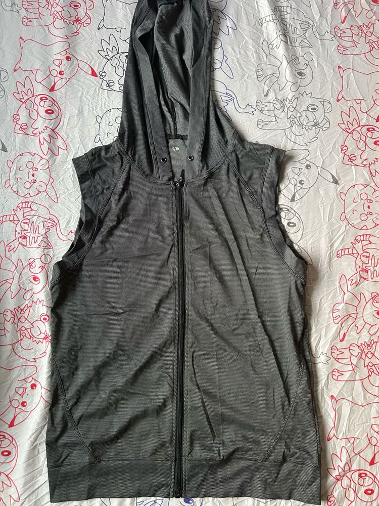 Sleek Grey Sleeveless Zip-Up Hoodie