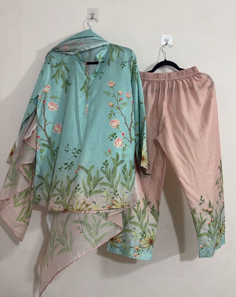 Pakistani Floral Kurta Set with Dupatta