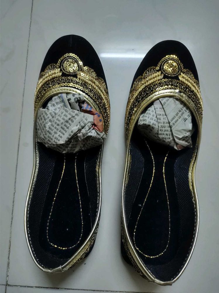 Black Gold Bellies Ballerinas Flats