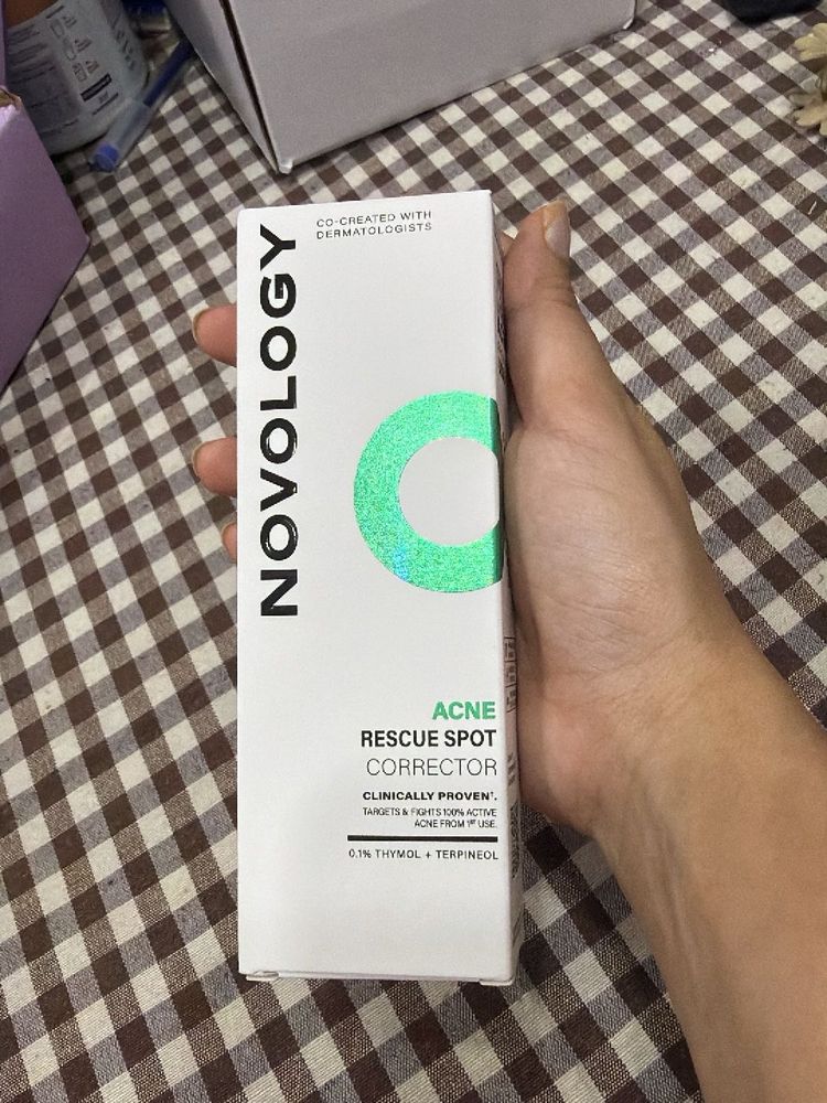 Novology Acne Rescue Spot Corrector
