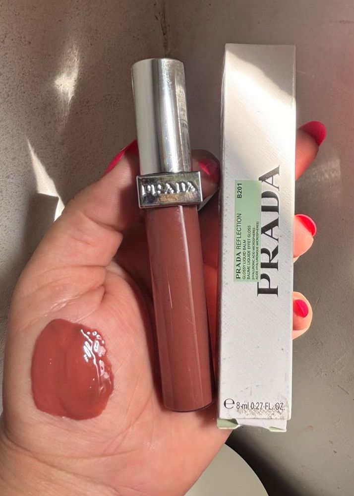 PRADA Glossy Liquid Lip Balm