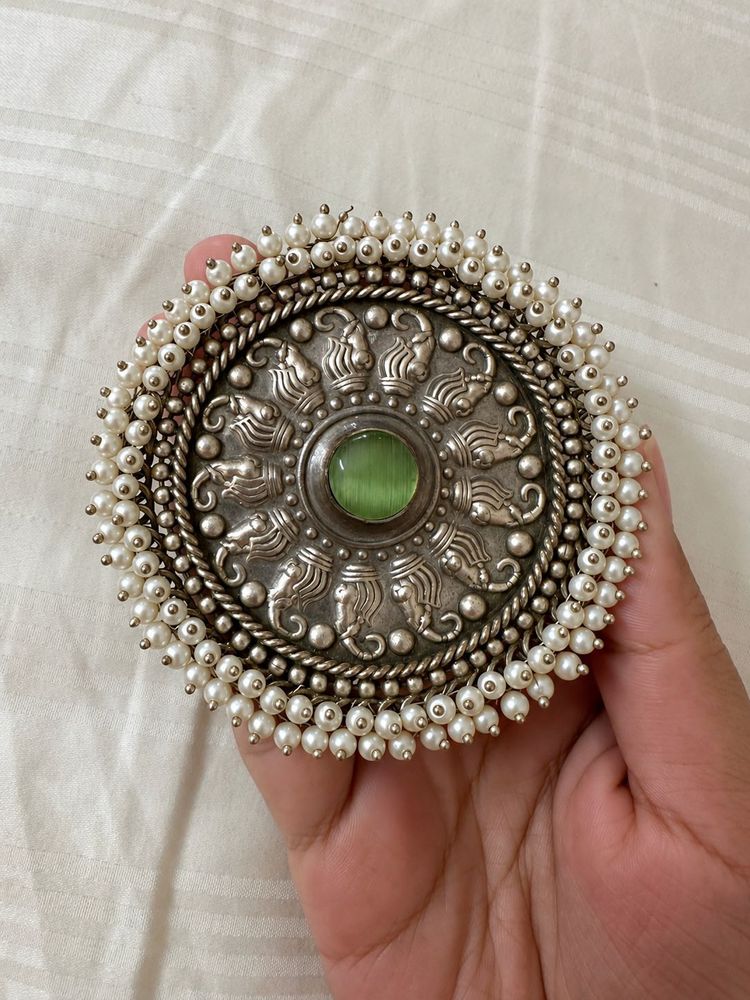 Exquisite brass ring