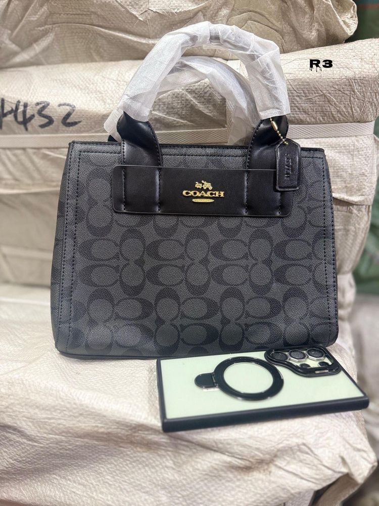 Coach Signature Tote Bag