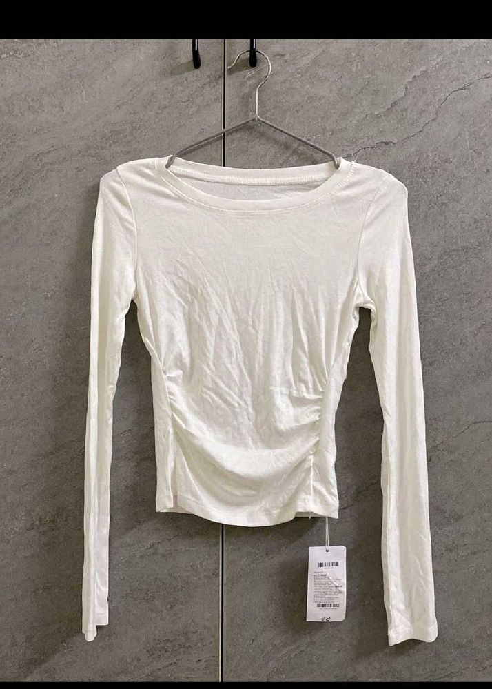 Savana NEW with tag White Ruched Long Sleeve Top