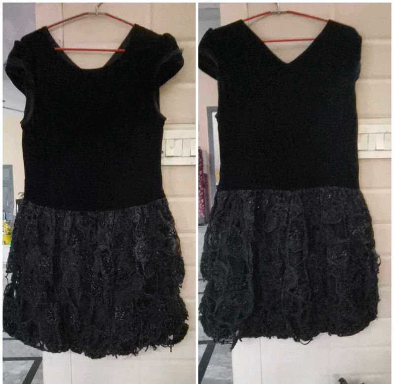 Very Fancy Mini Velvet  Net Short Drees