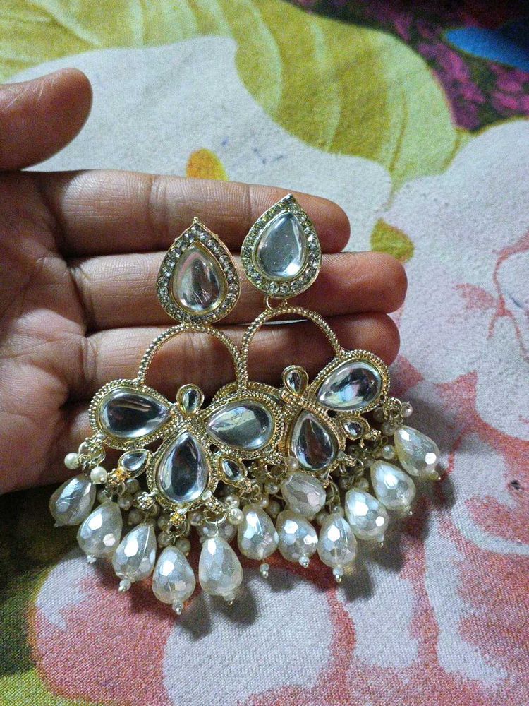 Elegant Crystal &amp; Pearl Drop Earrings