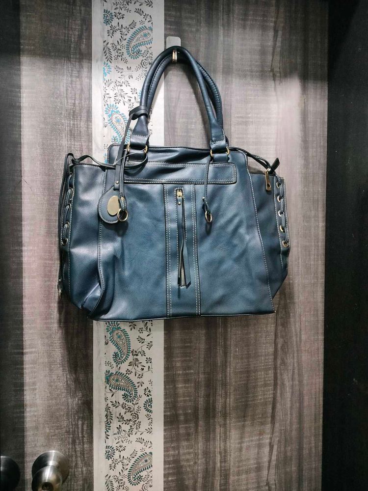 Stylish Blue Handbag