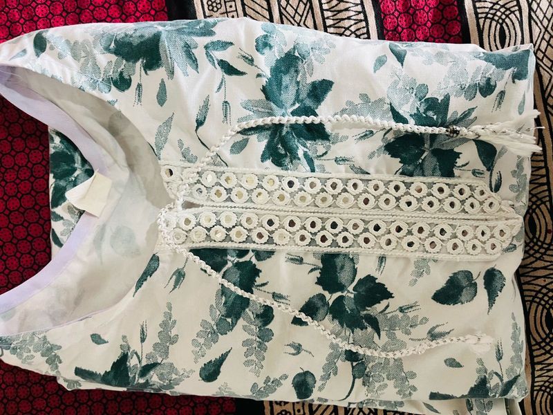 Elegant Floral Print Kurta