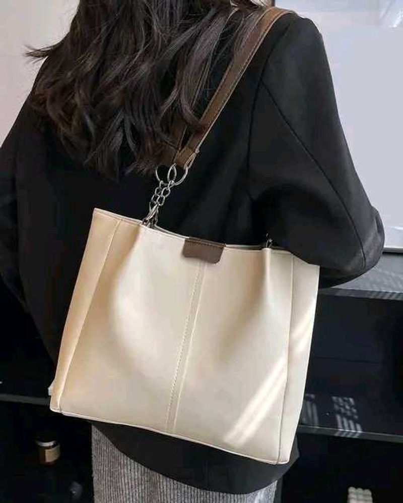 "Upgrade your daily carry" Tote for a classic look