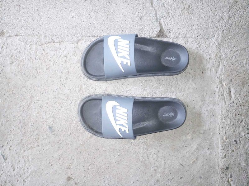 Nike Sliders
