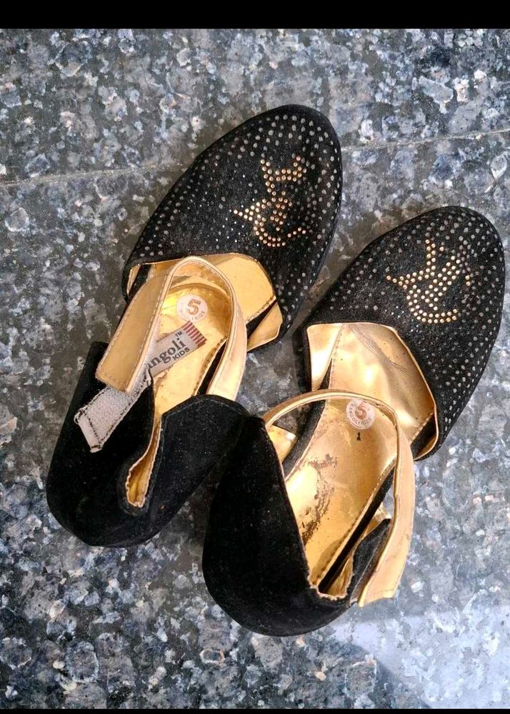 Sparkly Black &amp; Gold Ballerinas