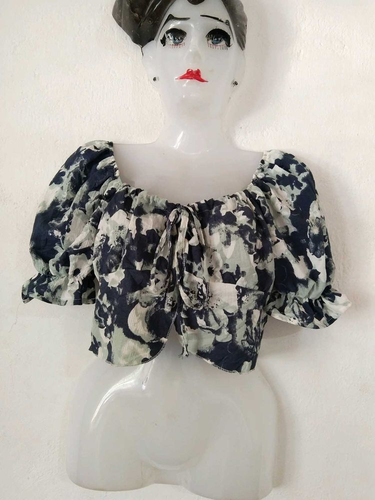 offer sale 🎊 Chic Floral Print Puff Sleeve Top
