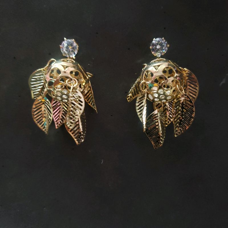 Gold Leaf Dangle Earrings