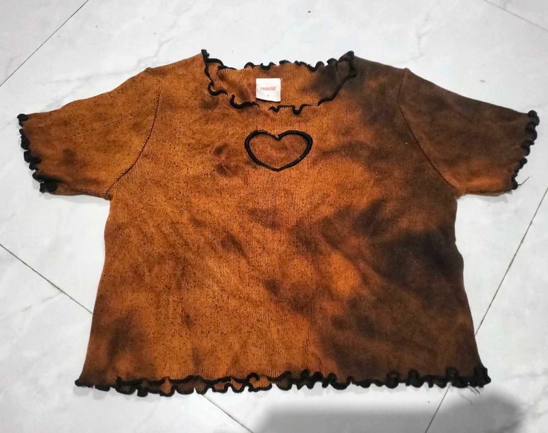 Brown Tie-Dye Heart Cropped Top
