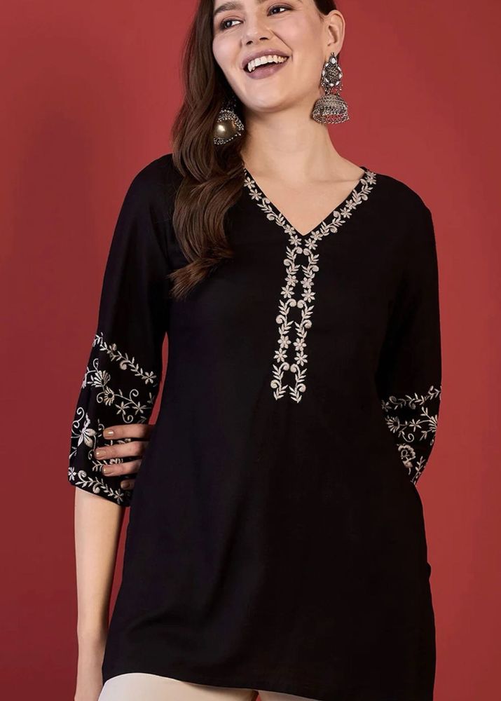 Anouk Black Kurta with White Embroidery