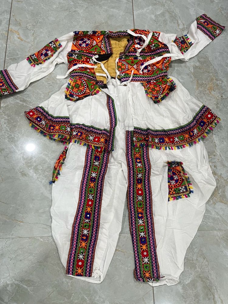 Navratri special white kediya for men’s and kids
