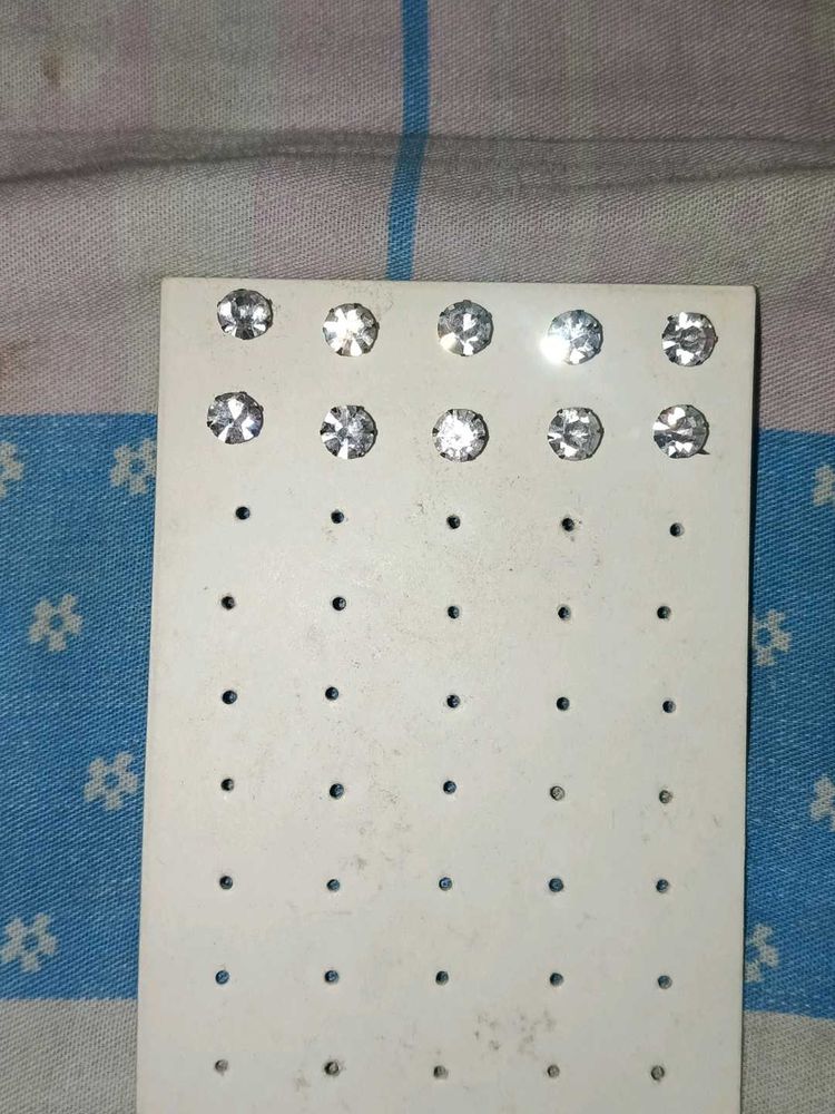 Sparkling Crystal nosepins