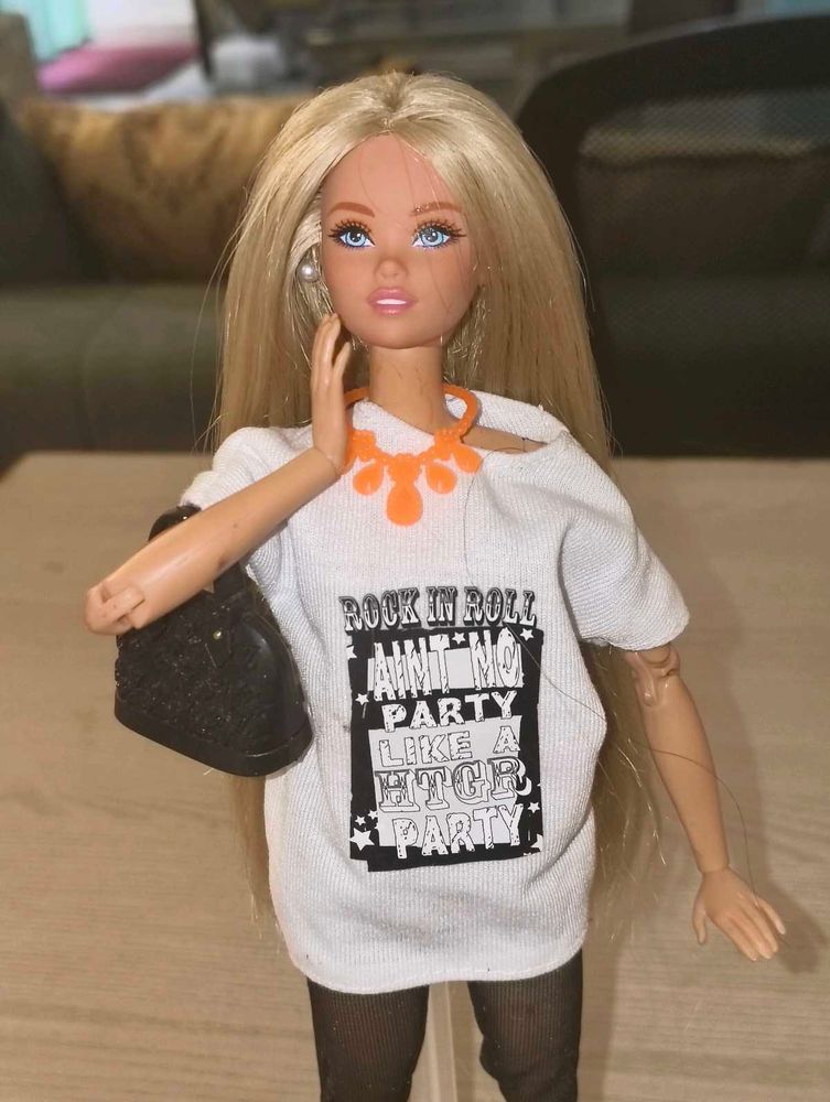 Barbie odile doll