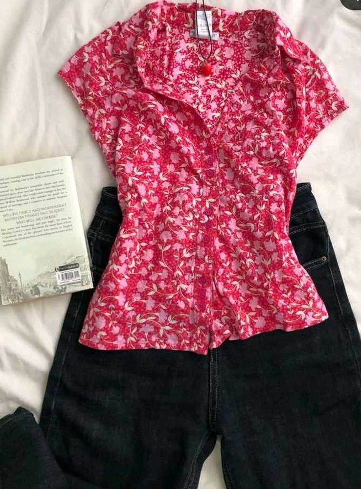 Cute Floral Button-Up Top