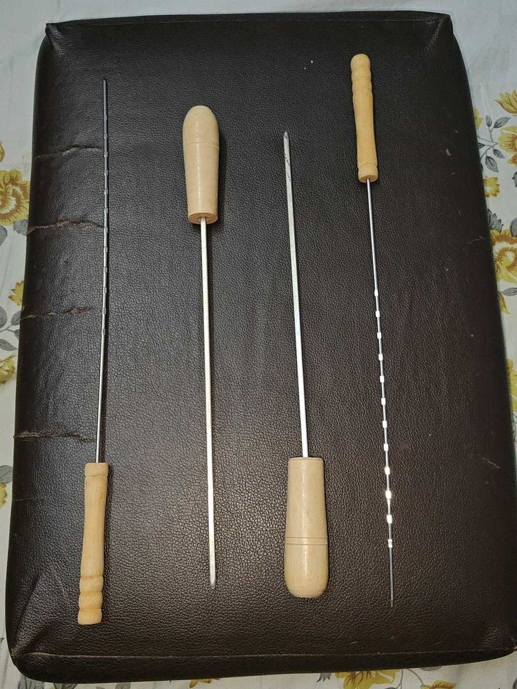 1 Pair Of Skewers