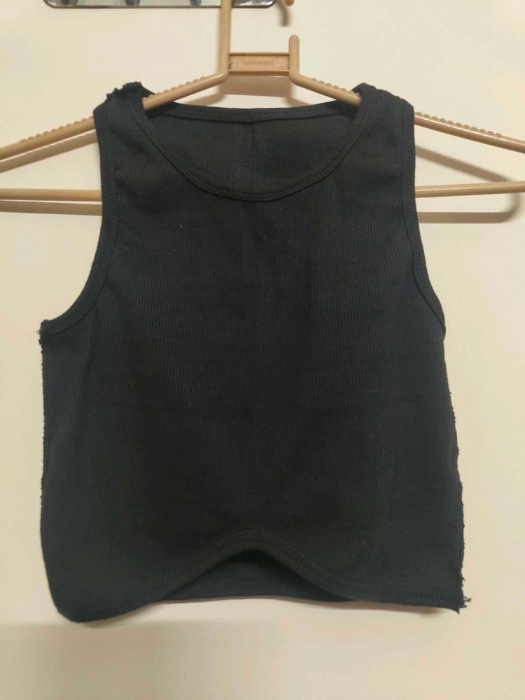 CLEARANCE Black Ribbed Crop Tank Top