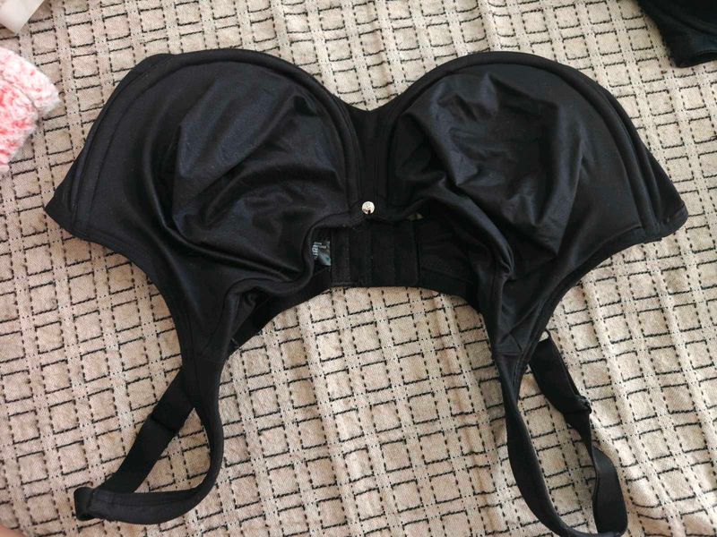 Classic Black Full Support Bra