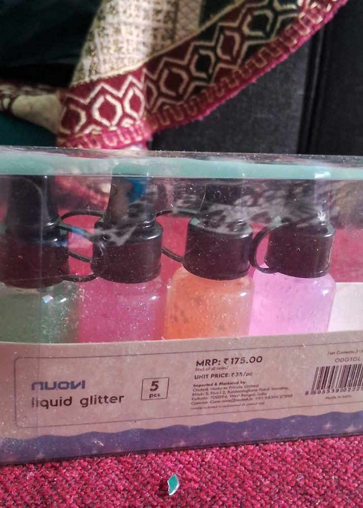 Nuovi Liquid Glitter Candles