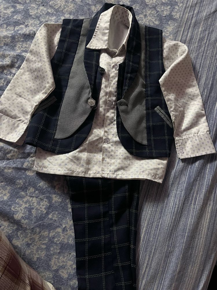 3 pice party wear Boys Formal Suit Set