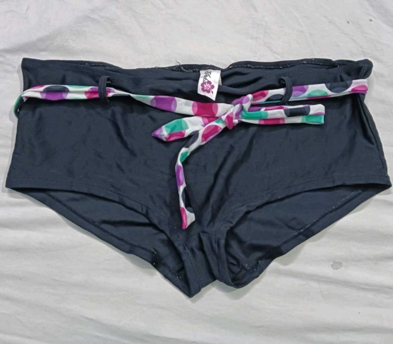 ⭐ Dark Navy Swim Bottom with Polka Dot Belt