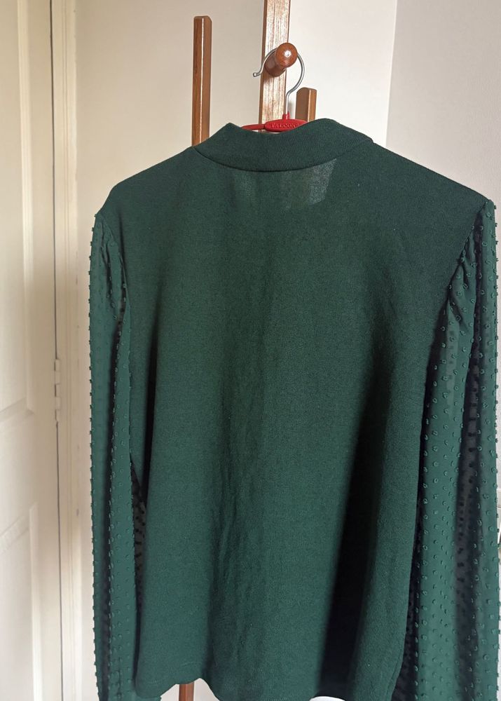 Elegant Green Textured Tunic Top