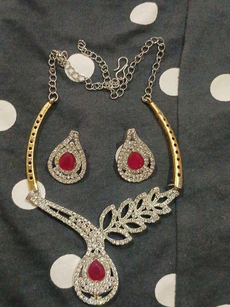 Elegant Red Stone Necklace &amp; Earring Set