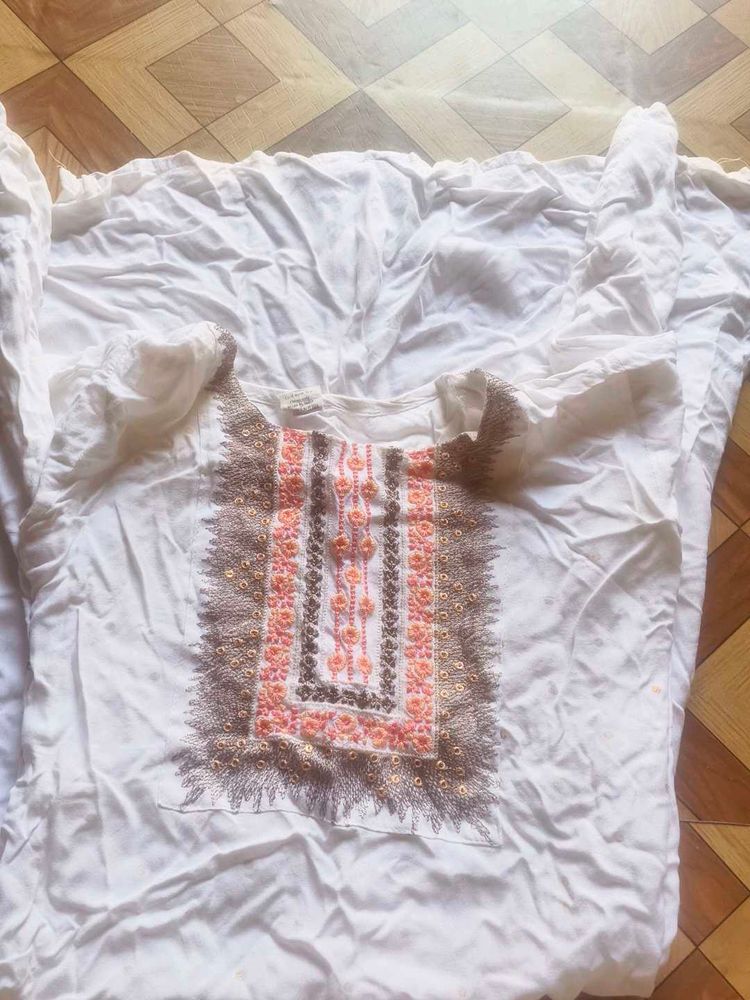 Embroidered White Kurta