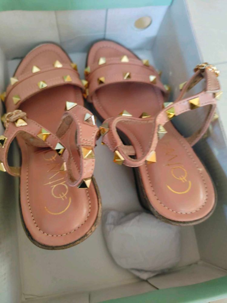 CATWALK Metal Accent Wedges New With Tag