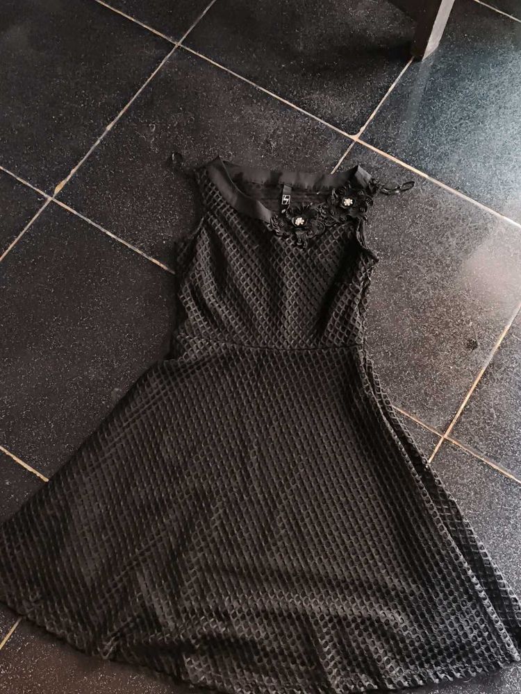 Elegant Black Party Dress