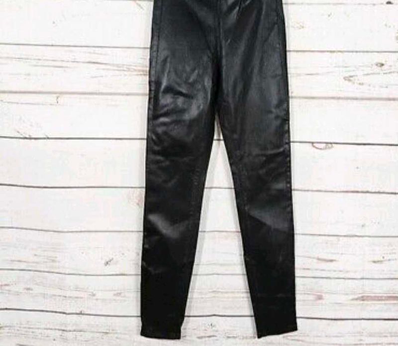 Very Amazing N Beautiful Leather Pant