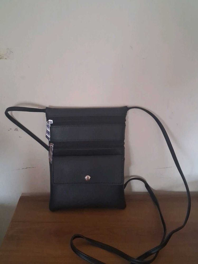 Chic Black Crossbody Bag