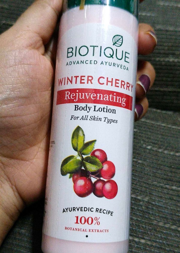 Biotique Winter Cherry Rejuvenating Body Lotion
