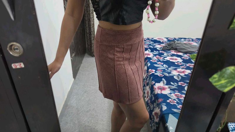 Dusty Rose Textured Mini Skirt