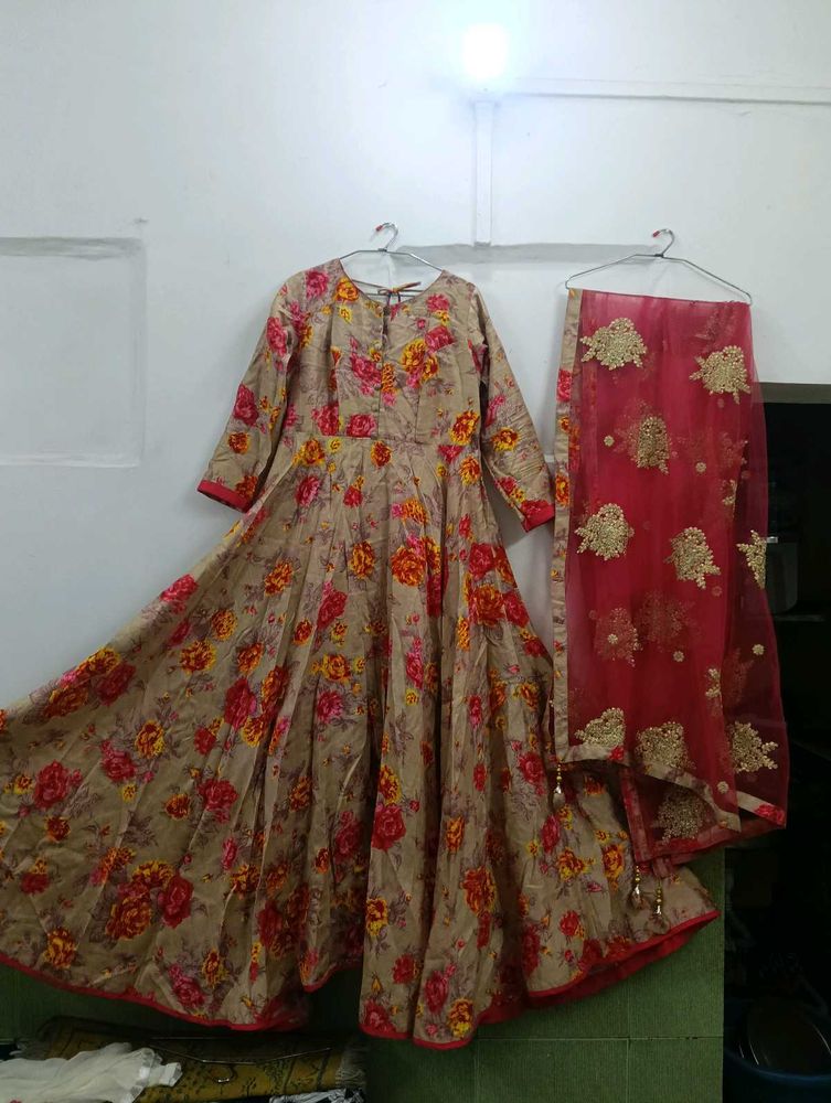 Beautiful Floral Kurta Set with Dupatta