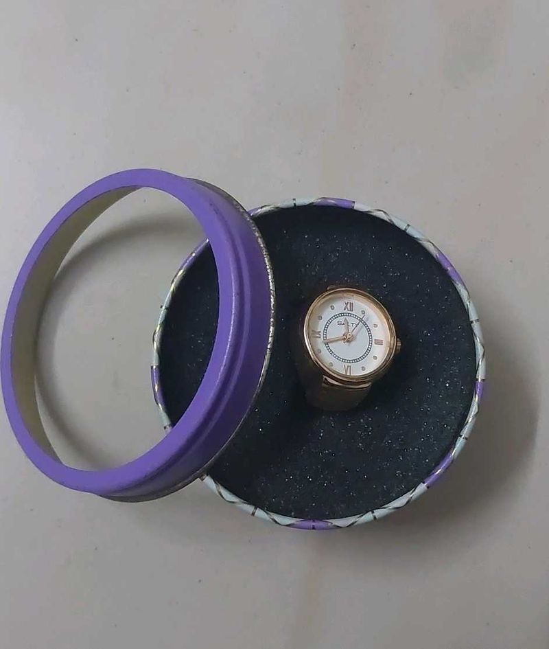 Stylish Gold Tone Ring Watch