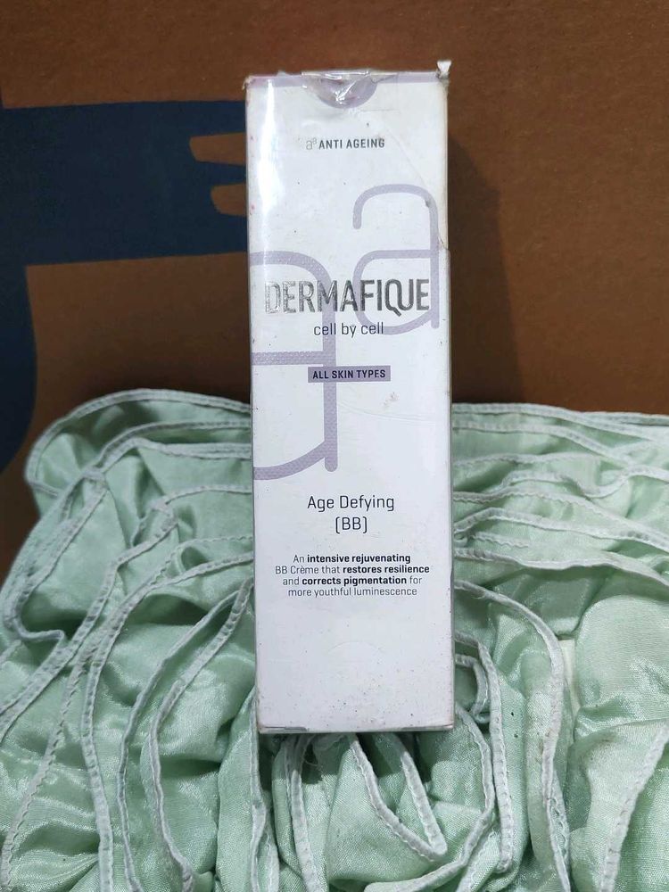 Dermafique Age Defying BB Cream