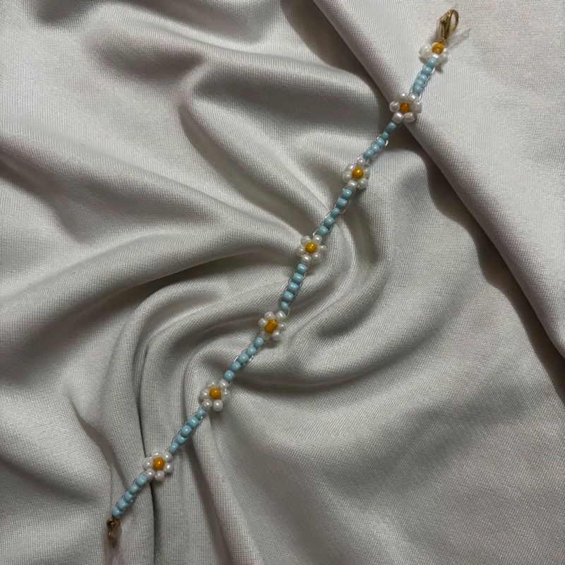 Daisy Beaded Bracelet 💕