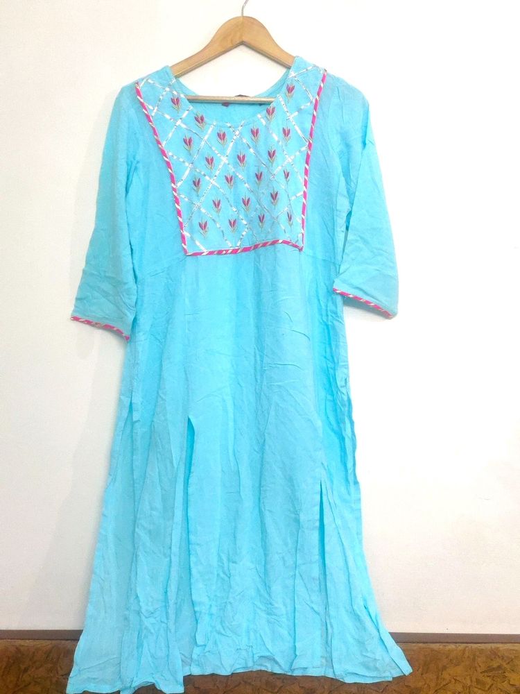 Prakhya Kurti