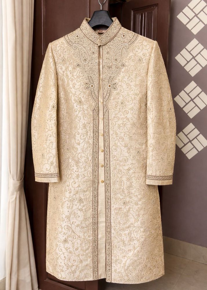 Men's Embellished Sherwani