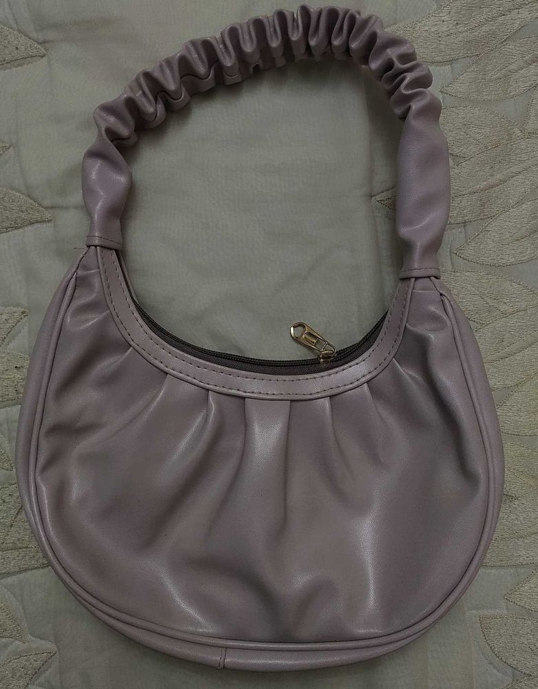 Lilac shoulder bag