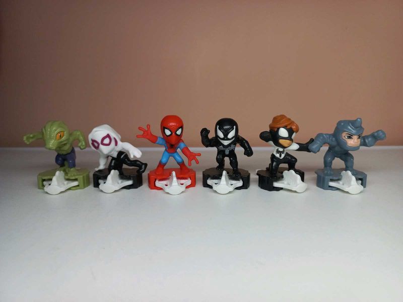 Spiderman Action Figures Kinder Joy Toy