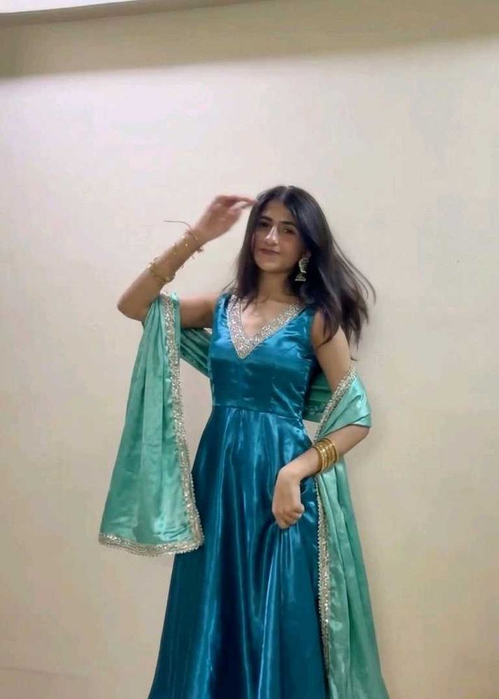 Price drop🎀Stitched Green Ethnic Dress