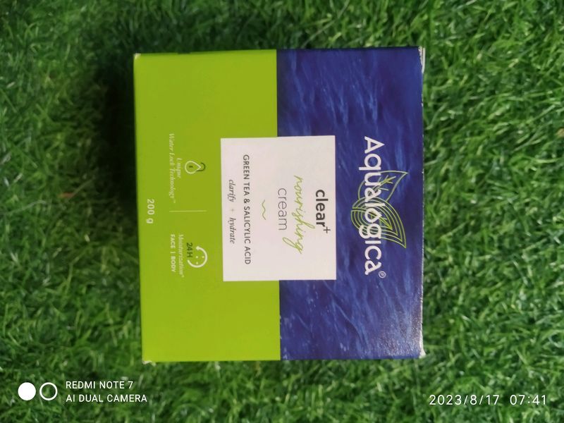 Aqualogica Clear Nourishing Cream Green Tea &amp; Saly