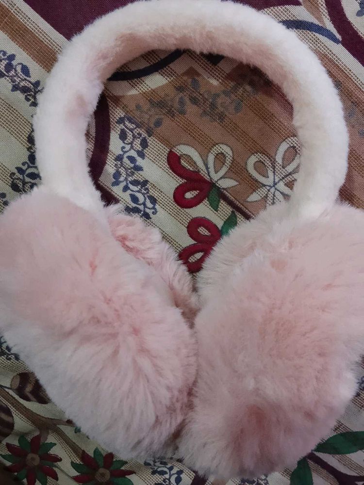 Cozy Pink Faux Fur Earmuffs❤️