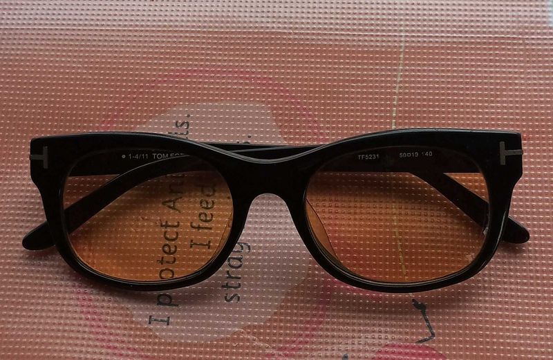 Tom Ford Orignal Sunglasses - Black Frame